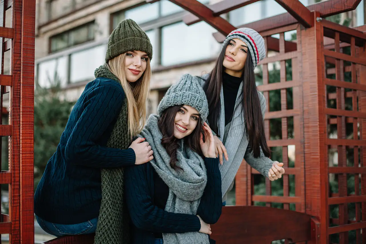 zepel knitted scarves and shawls